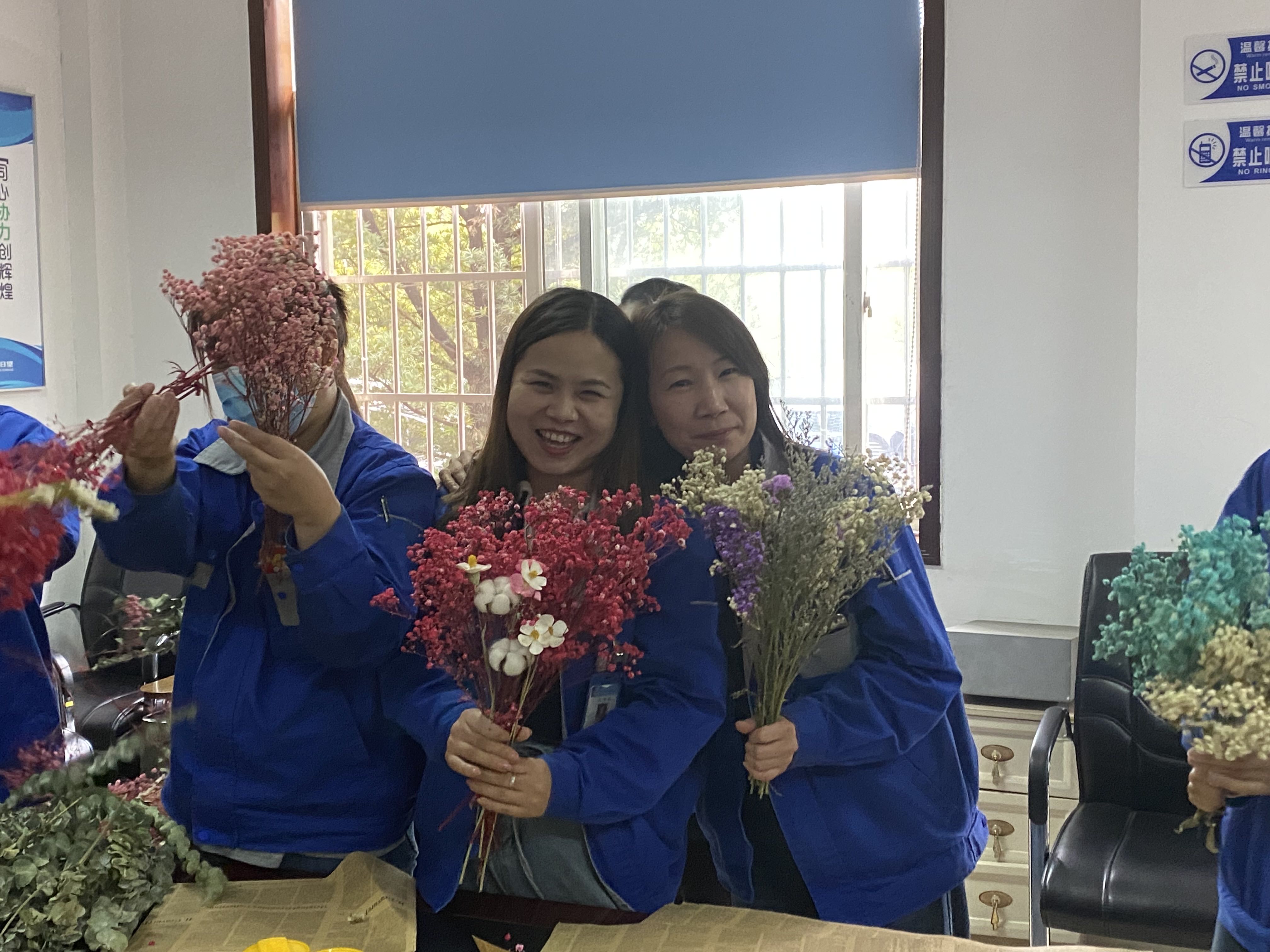 株洲宏明日望電子科技股份有限公司,宏明日望,株洲電子科技,湖南電容器,株洲電容器,電容器 株洲宏明日望電子科技股份有限公司,宏明日望,株洲電子科技,湖南電容器,株洲電容器,電容器